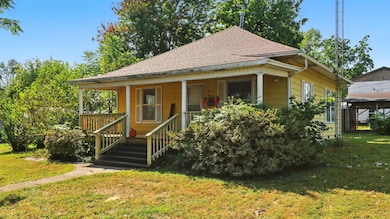 300 E Clouse St, Mountain Grove, MO 65711 - photo 3