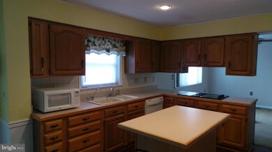 302 Columbia Ln, Stevensville, MD 21666 - photo 5