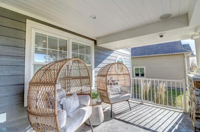 Front Deck1_1.jpg