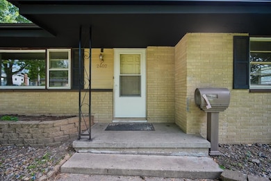 2407 E Tiffin Ave, Des Moines, IA 50317 - photo 3