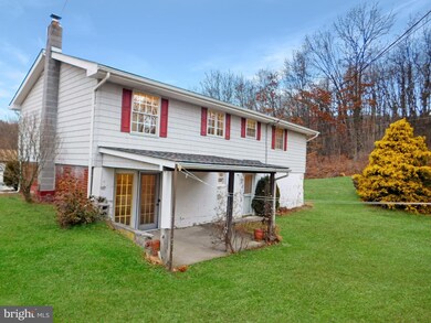 213 Yetten Cir, Tamaqua, PA 18252 - photo 4