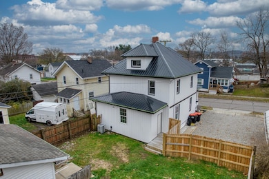 498 Clarendon St, Newark, OH 43055 - photo 3