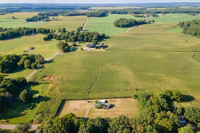 6056 S Lamont Rd, Springfield, TN 37172 - photo 6