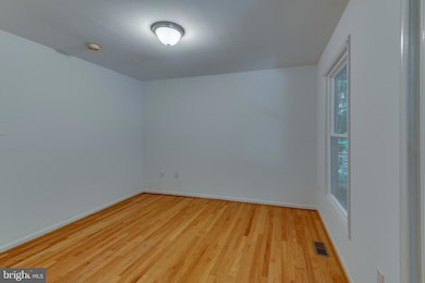 8413 Manor View Rd, Lusby, MD 20657 - photo 4