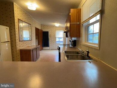 12222 Polktown Rd unit 114, Waynesboro, PA 17268 - photo 6