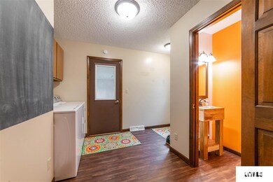 108 Crestwood Dr, Lincoln, IL 62656 - photo 6