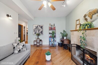 2624 N Spaulding Ave unit 2624, Chicago, IL 60647 - photo 4