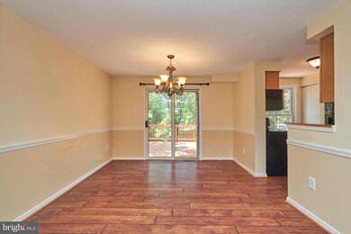 124 Oak Tree Ln, Warrenton, VA 20186 - photo 7