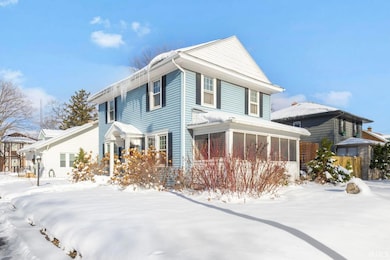 302 Walsh St, South Bend, IN 46617 - photo 2