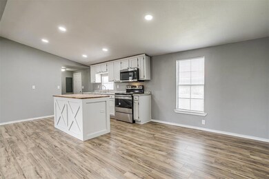 115 S Tower St, Weatherford, TX 76086 - photo 7