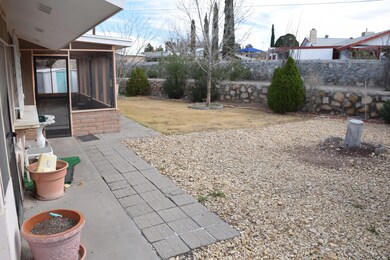 10124 De Anza Cir, El Paso, TX 79925 - photo 3