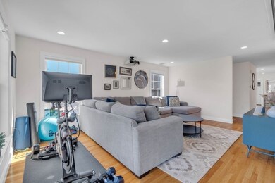 118 Bowdoin St unit 2, Winthrop, MA 02152 - photo 3