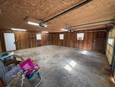 151 N Gambrell St (4)