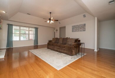 220 Twelve Oaks Dr, Warner Robins, GA 31088 - photo 7