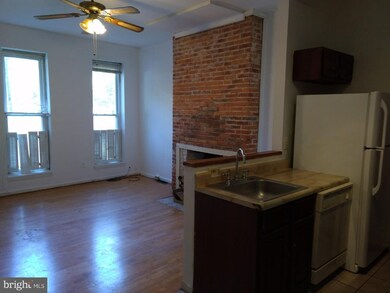 807 Hollins St unit 1, Baltimore, MD 21201 - photo 2