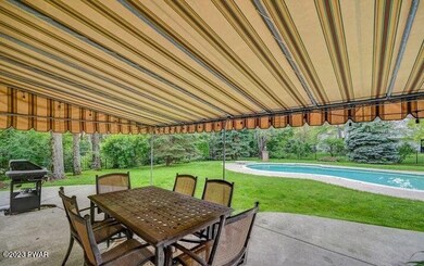 922 Appletree Rd, Moscow, PA 18444 - photo 3