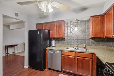 530 Chase Dr unit 4, Clarendon Hills, IL 60514 - photo 7