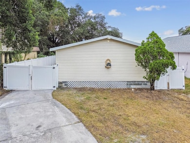 5633 Charles St, New Port Richey, FL 34652 - photo 4