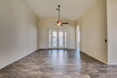 7353 E Lakeview Ave, Mesa, AZ 85209 - photo 4