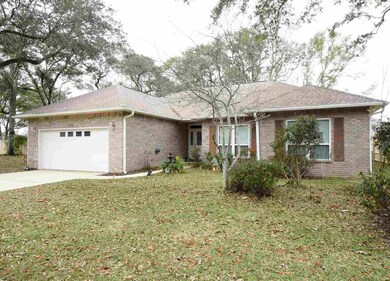 3336 Holt Cir, Pensacola, FL 32526 - photo 3