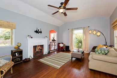 130 Seaward Avenue Ventura CA-large-003-