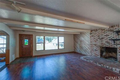 Front entry into spacious living room.