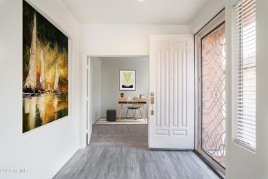 263 N Kimberlee Way, Chandler, AZ 85225 - photo 5