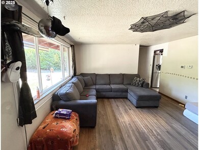 4905 SW 166th Ave, Beaverton, OR 97078 - photo 4