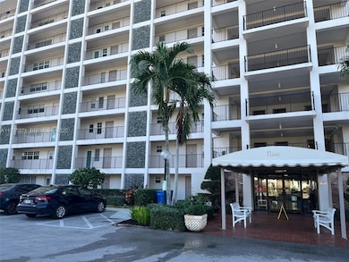 3100 N Palm Aire Dr unit 104, Pompano Beach, FL 33069 - photo 3