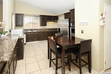 12969 Chippewa St, Sylmar, CA 91342 - photo 4