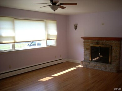 1431 Stones Crossing Rd, Easton, PA 18045 - photo 3