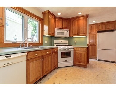 15 Edgehill Rd, Woburn, MA 01801 - photo 4