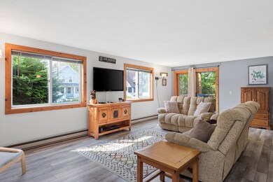 44 Church St unit 1, Lincoln, NH 03251 - photo 2