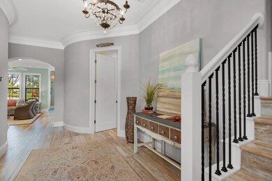 1902_Baytowne Foyer from door