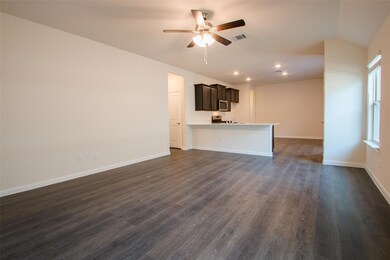 3936 Oak Creek Cir, Denison, TX 75020 - photo 2