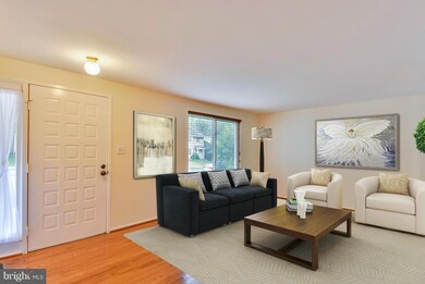 14434 Pebble Hill Ln, North Potomac, MD 20878 - photo 3