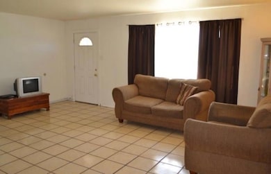 8133 Sandland Dr, El Paso, TX 79907 - photo 2
