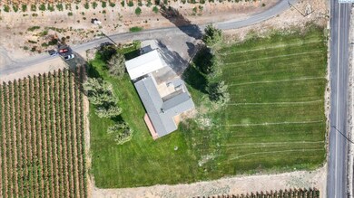 36402 N Case Rd, Prosser, WA 99350 - photo 3