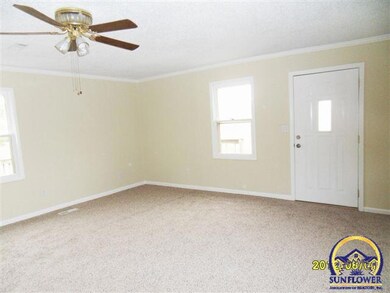2320 NW 78th St, Topeka, KS 66618 - photo 4