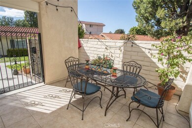 2247 Via Mariposa E unit D, Laguna Woods, CA 92637 - photo 5