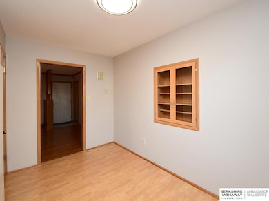 415 N Downing St, Fremont, NE 68025 - photo 5