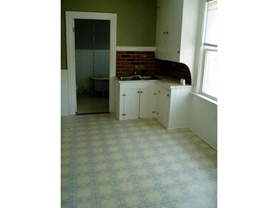 370 Park Place, Woonsocket, RI 02895 - photo 4