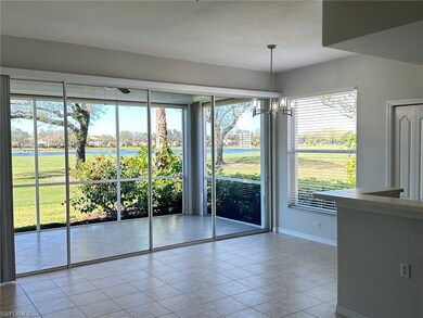 Huge SCREENED LANAI OVERLOOKINH THE GOLF COURSE AN