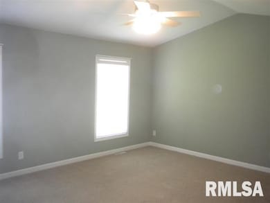 5200 Villa Dr unit 6, Davenport, IA 52806 - photo 7