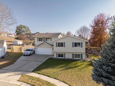 2016 27th St SE, Rochester, MN 55904 - photo 3