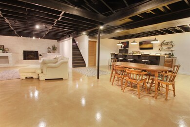 57306 Decamp Blvd, Elkhart, IN 46516 - photo 4