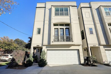 Exceptional walkability to all the amenities on 19