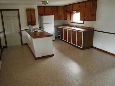 Kitchen. Nice new flooring