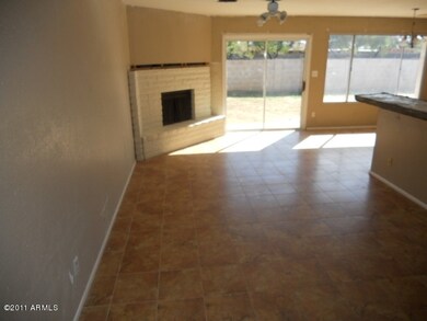 023-352528 family room