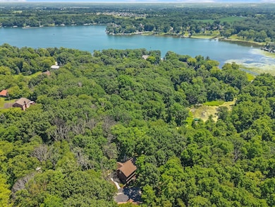 Access to lake